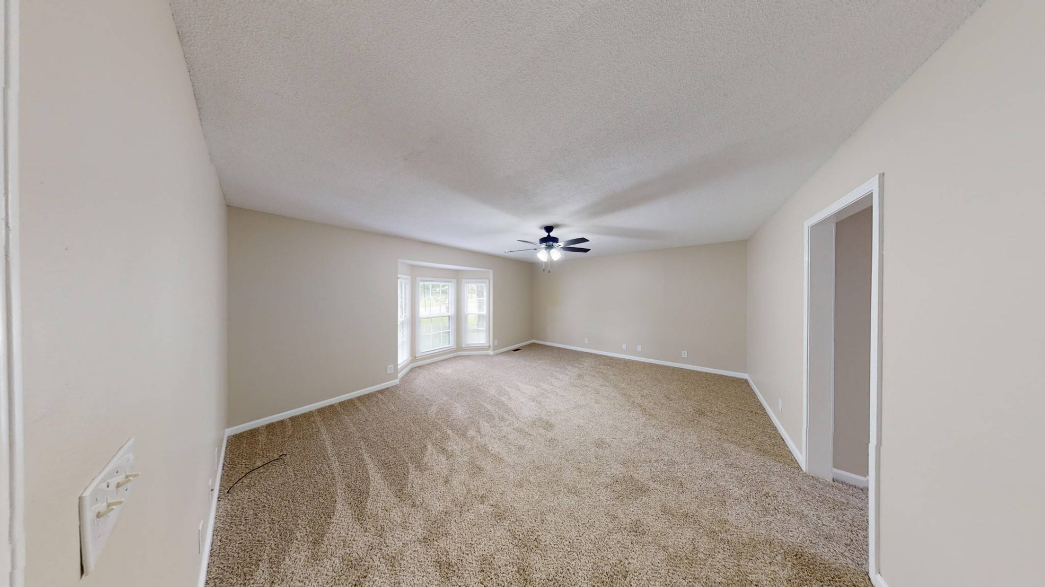 1485 Nichols Dr #B, Clarksville, TN 37042