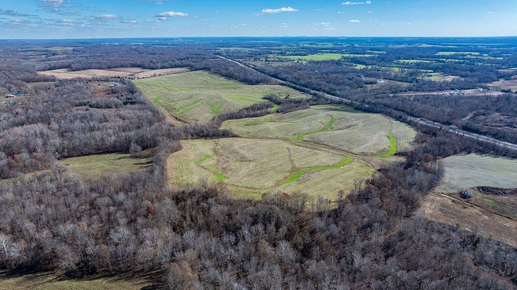 651 Pleasant Valley Rd, Princeton, KY 42445