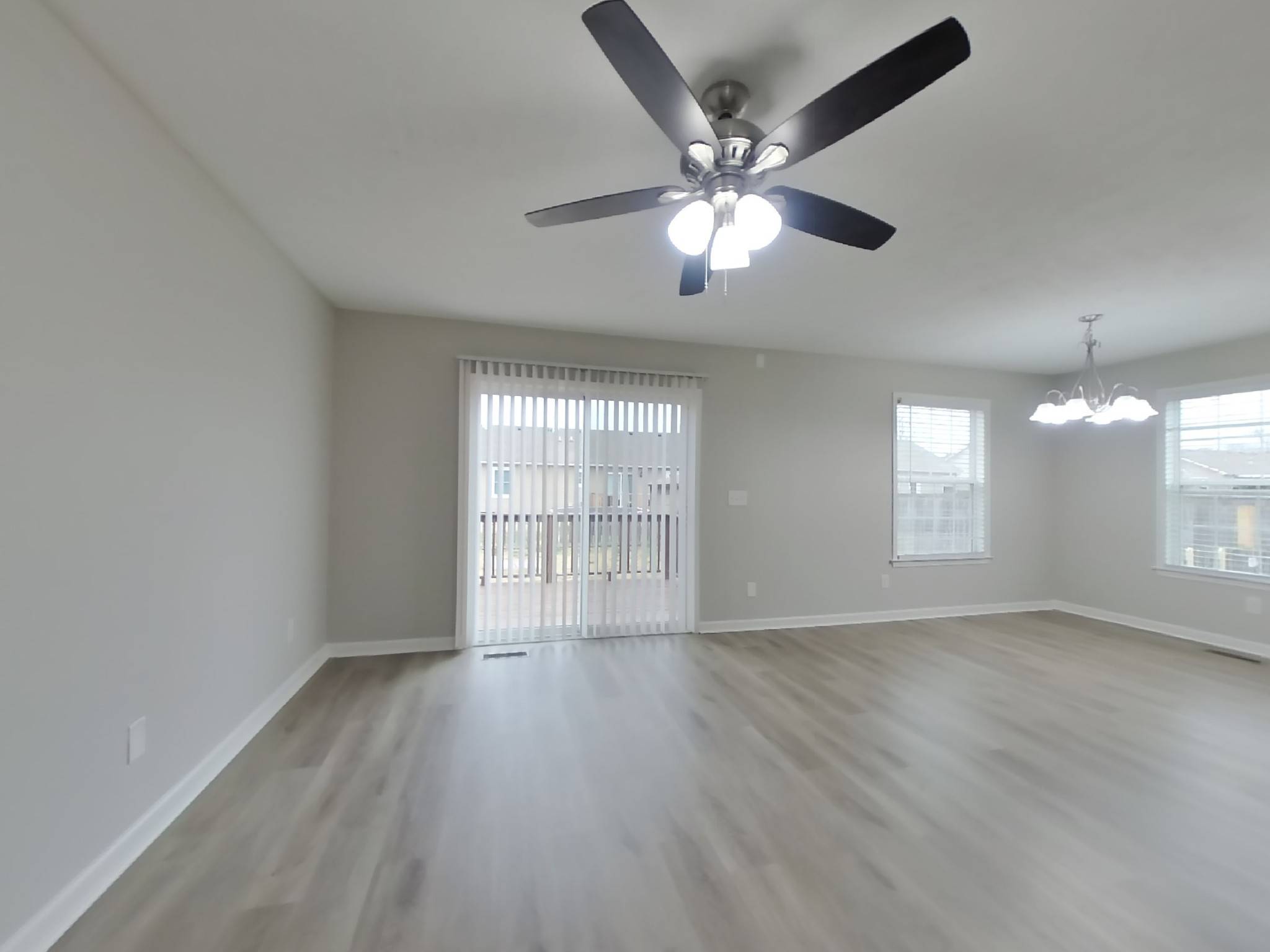 1820 Elizabeth Ln, Columbia, TN 38401