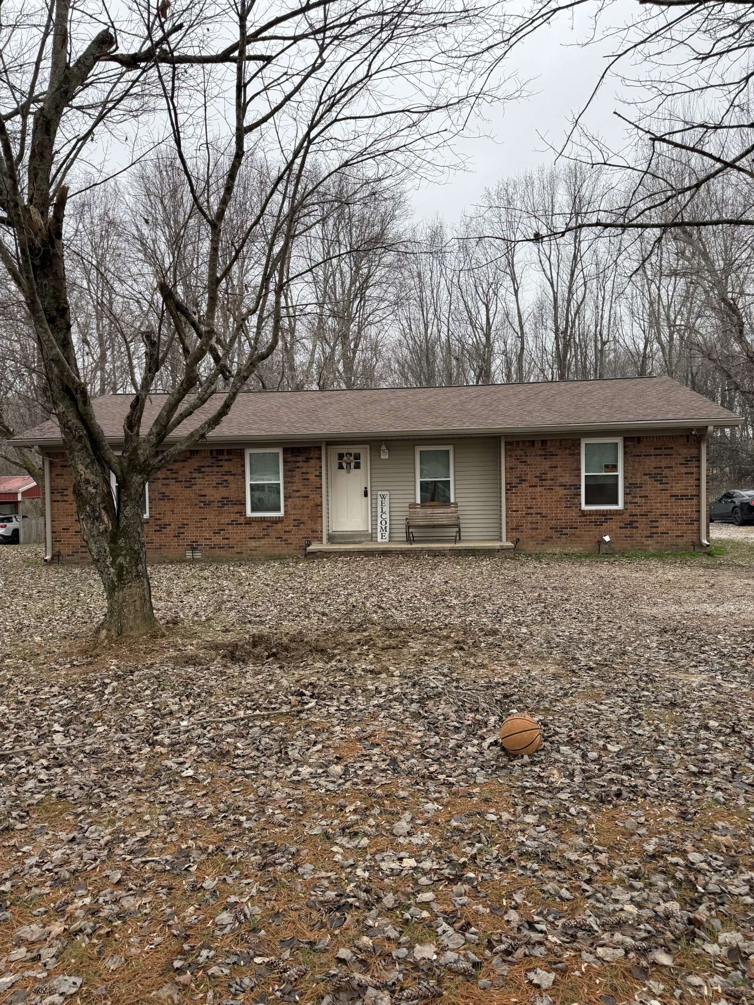 132 Wind Curve Cir, Lafayette, TN 37083