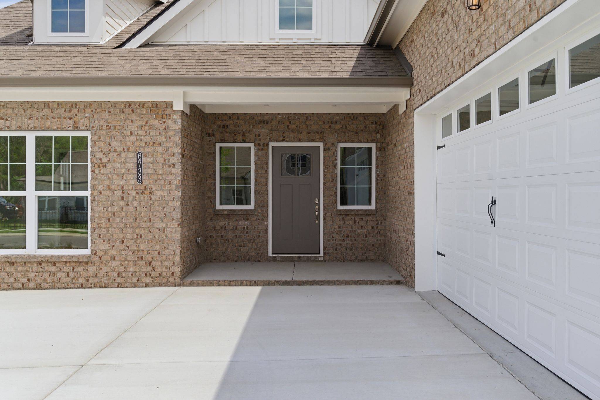 6733 Bonnafair Dr, Hermitage, TN 37076