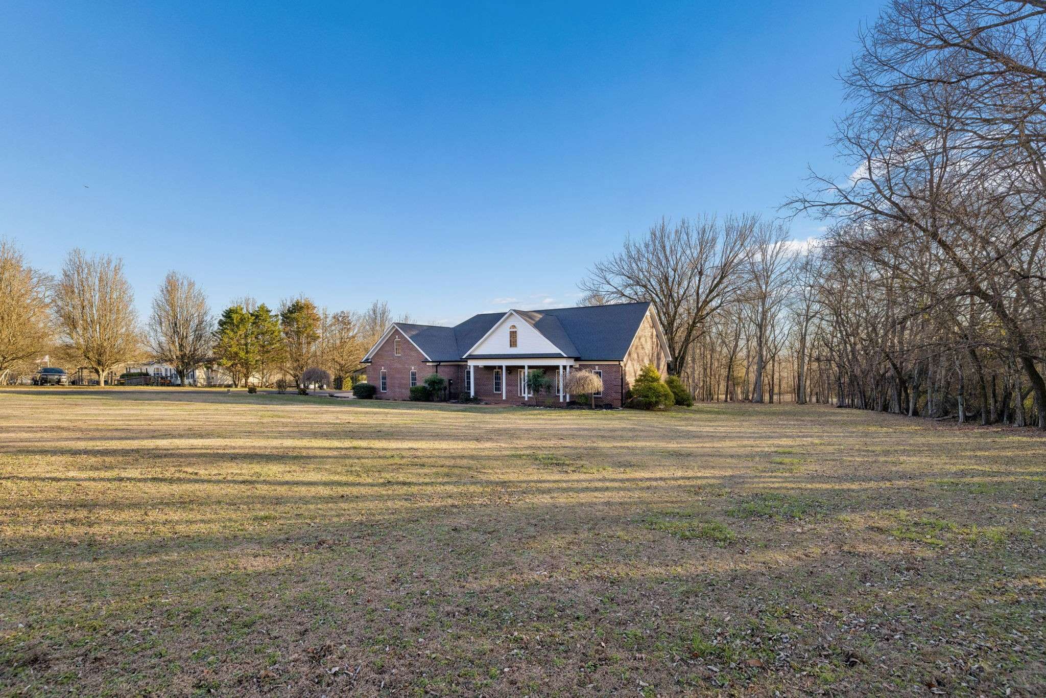 1366 Iron Bridge Rd, Columbia, TN 38401