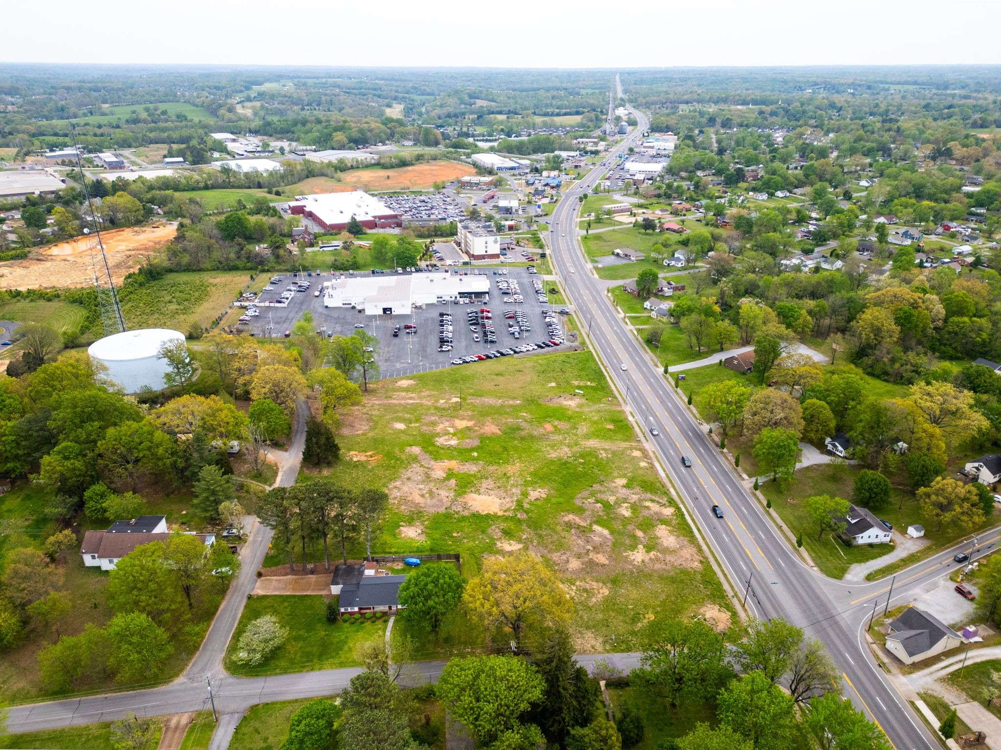 2504 Memorial Blvd, Springfield, TN 37172