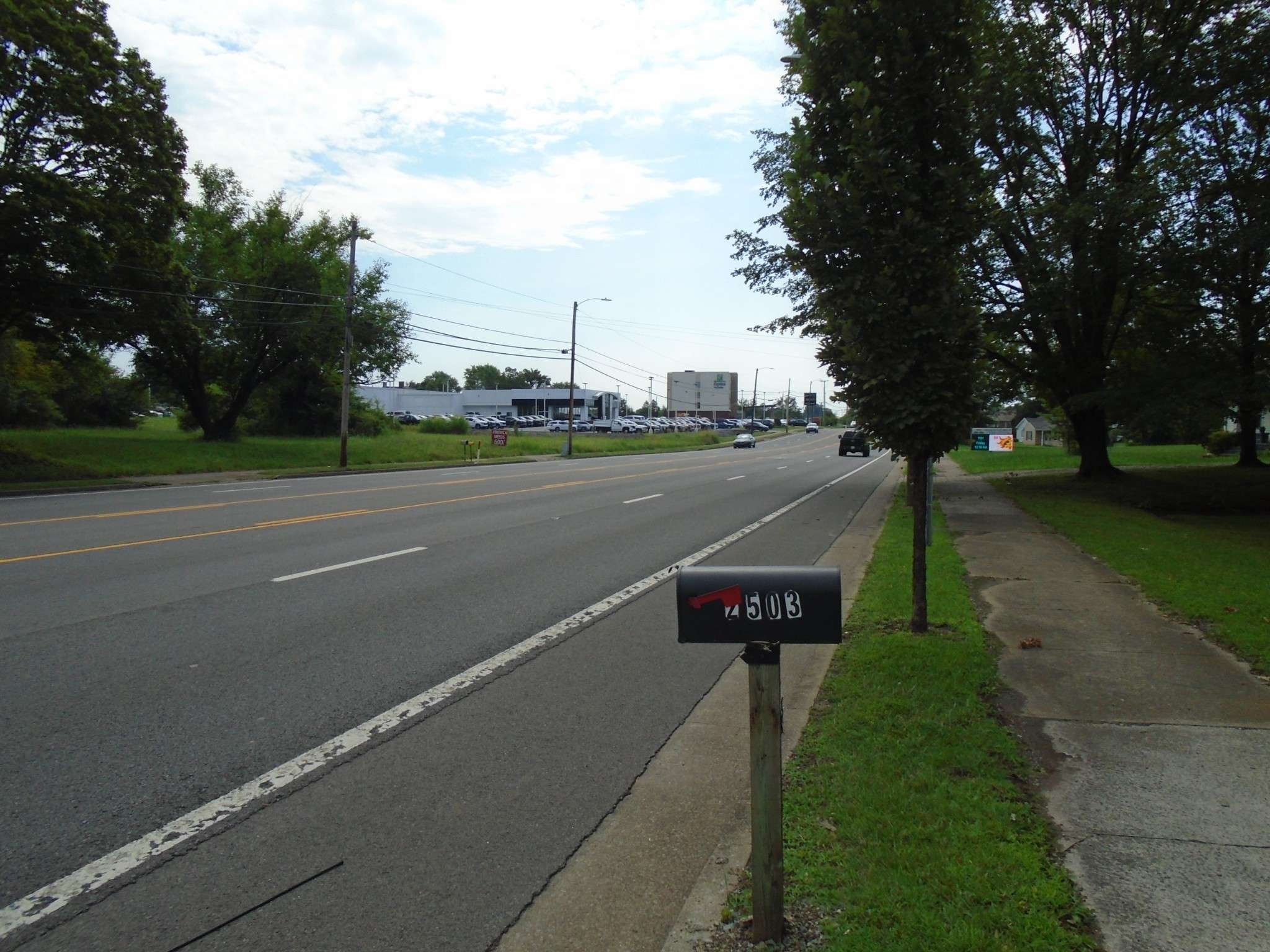 2503 Memorial Blvd, Springfield, TN 37172
