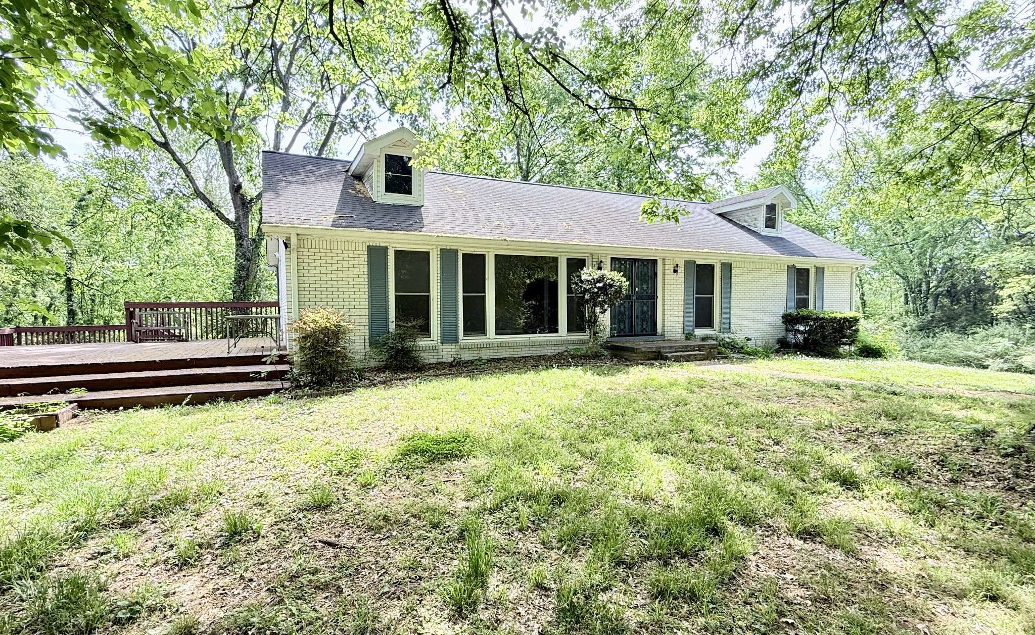 5090 Blue Hole Rd, Antioch, TN 37013