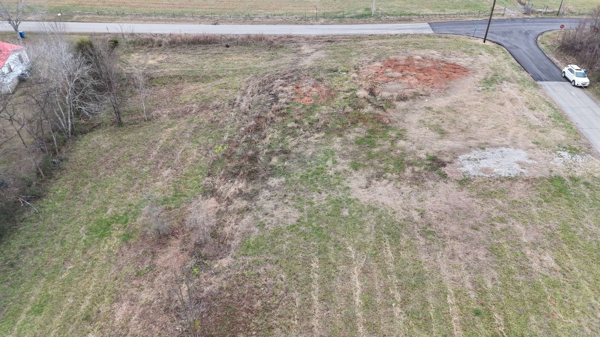 641 Mill St, Hollow Rock, TN 38342