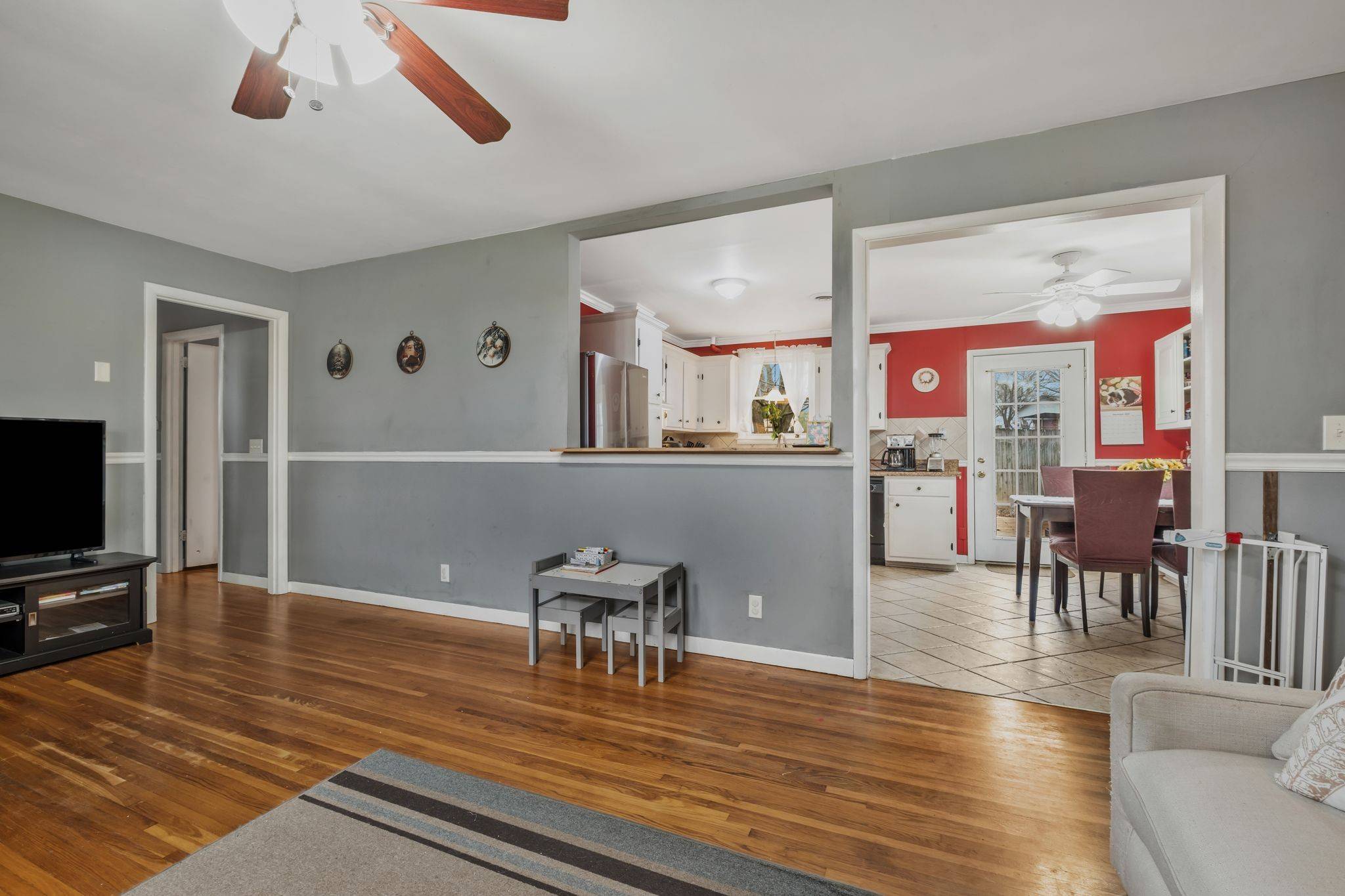 200 Bonnaoaks Dr, Hermitage, TN 37076