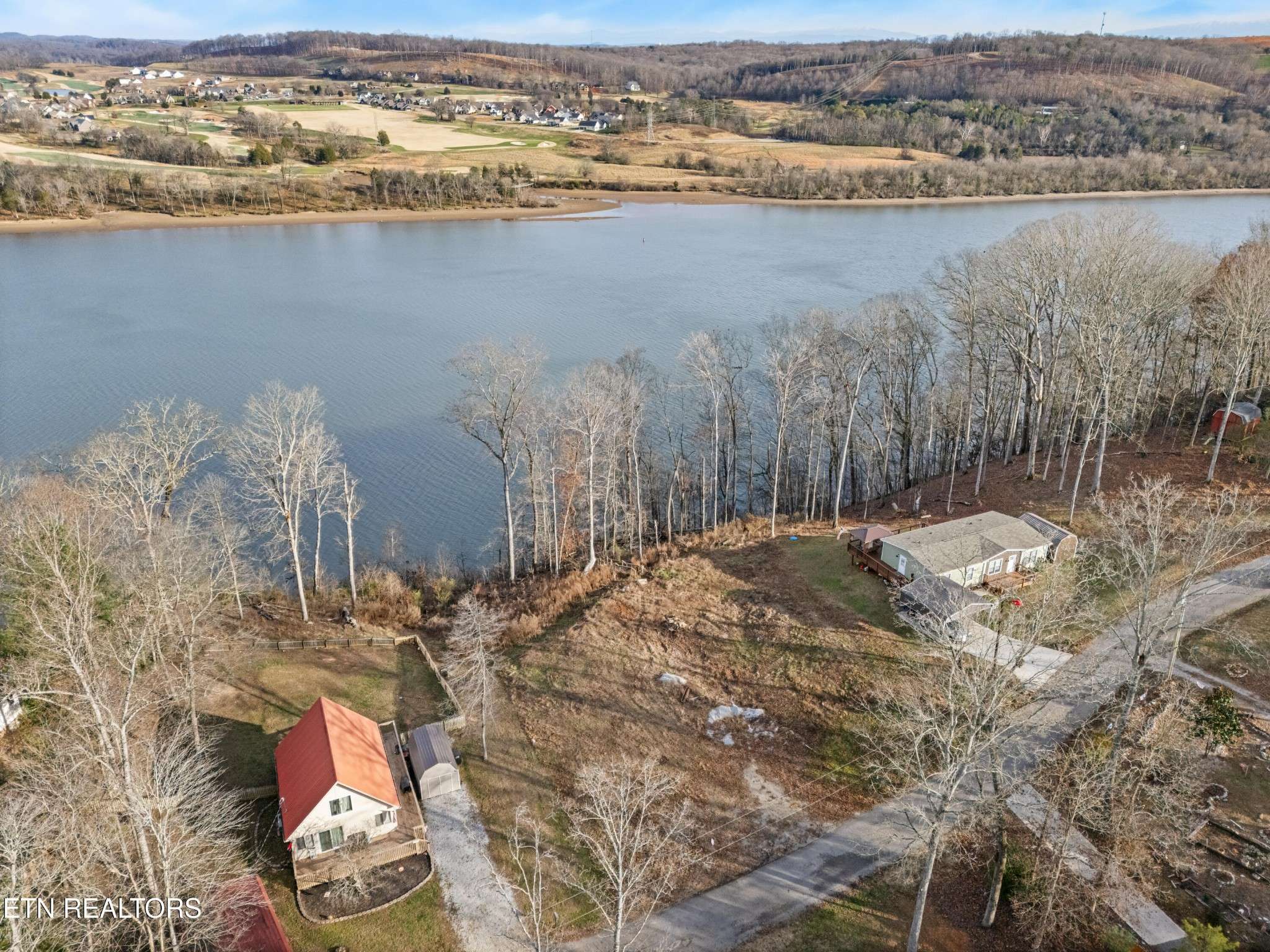 35 Lakeshore Vista Drive, Kingston, TN 37763