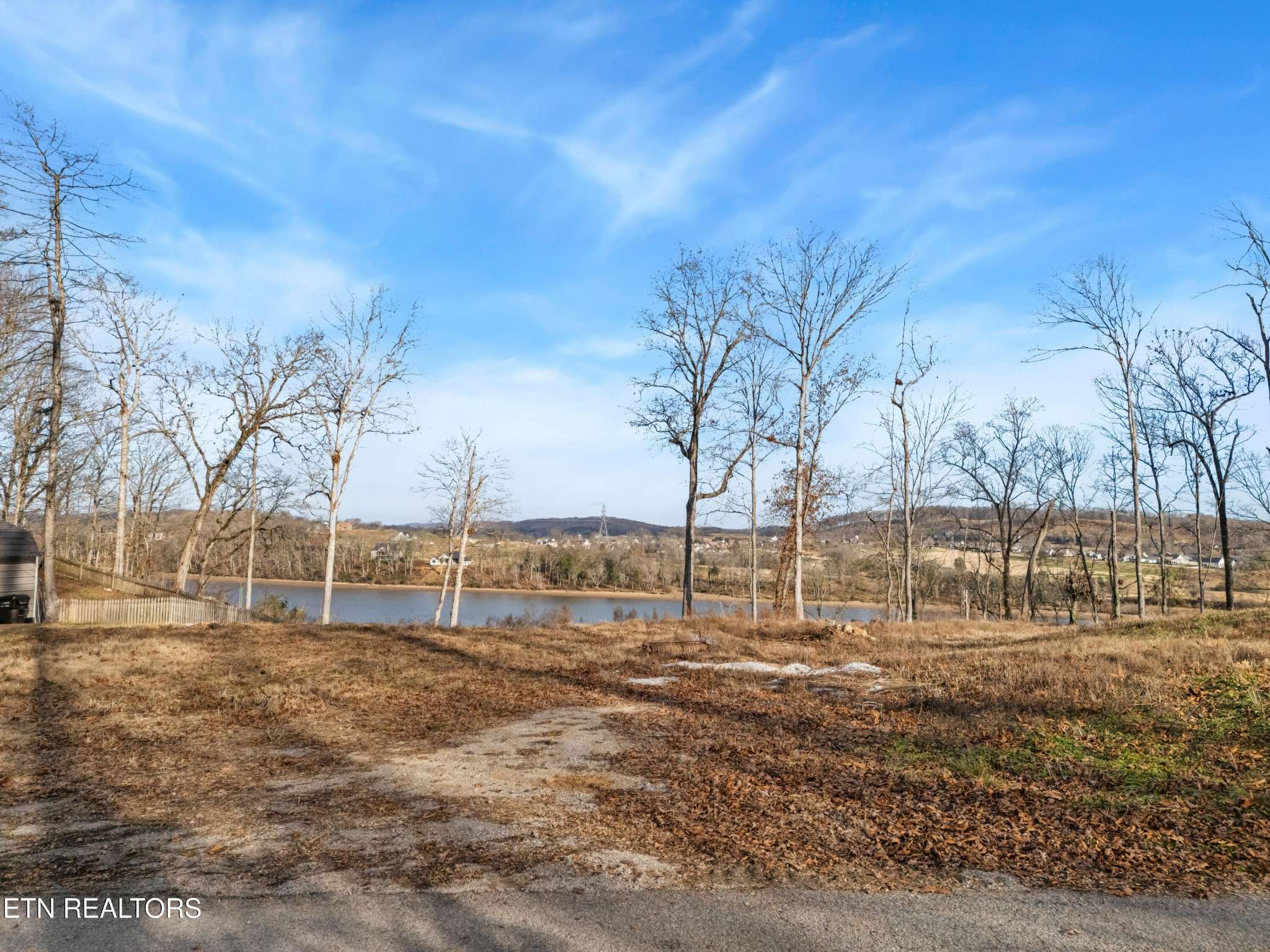 35 Lakeshore Vista Drive, Kingston, TN 37763