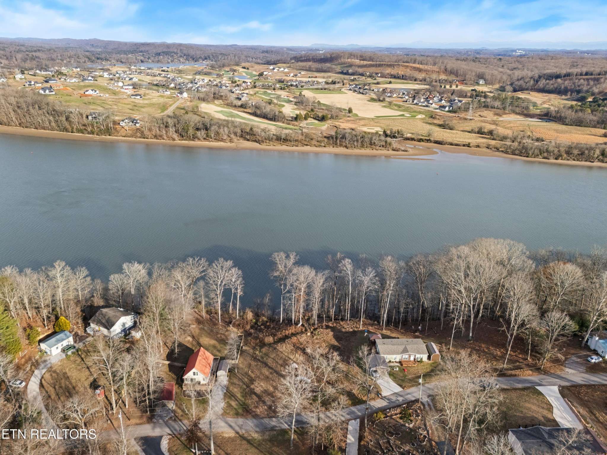35 Lakeshore Vista Drive, Kingston, TN 37763