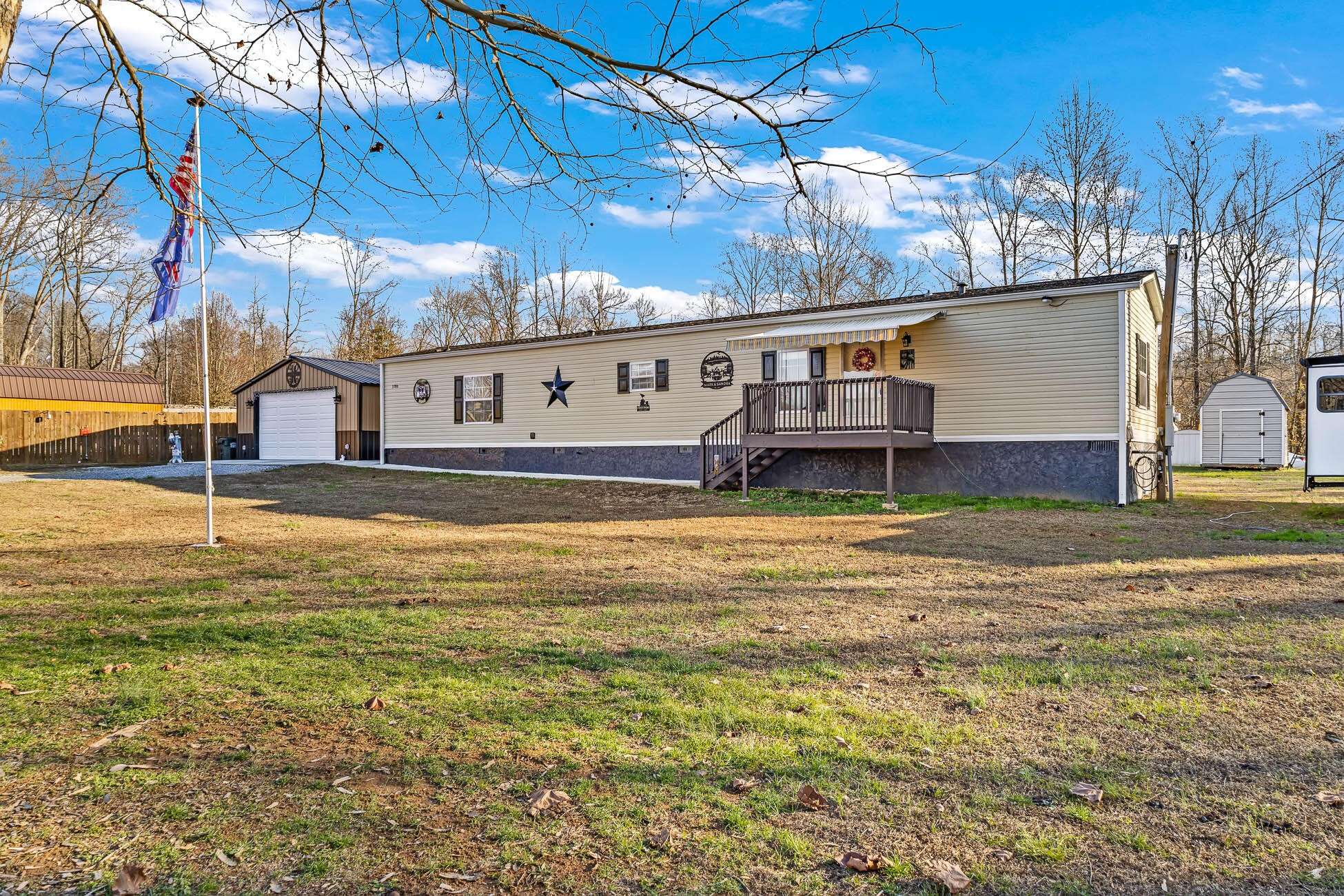 3786 Sweetwater Vonore Road, Sweetwater, TN 37874