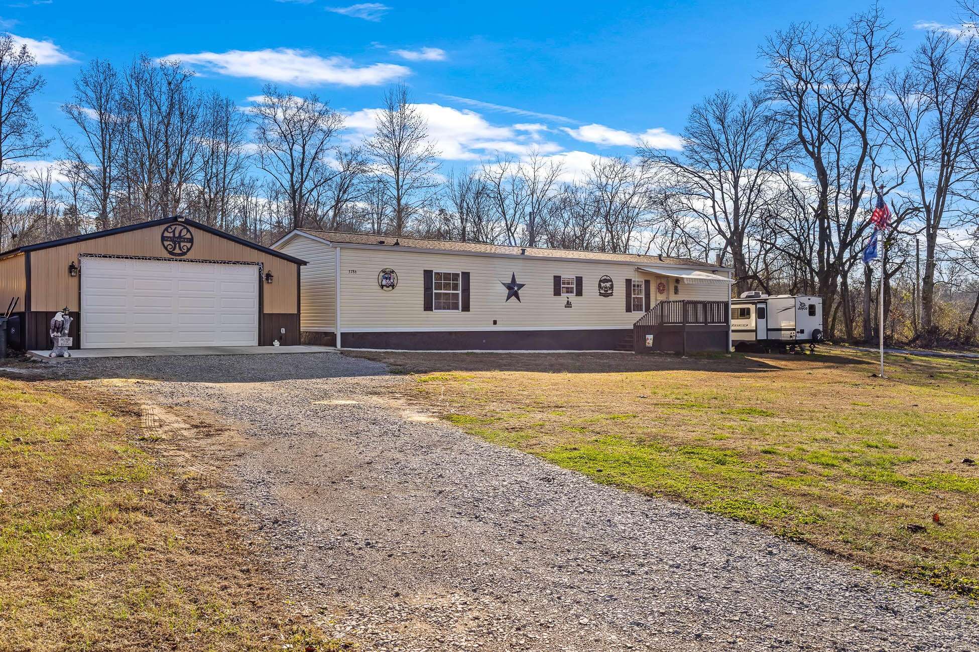 3786 Sweetwater Vonore Road, Sweetwater, TN 37874
