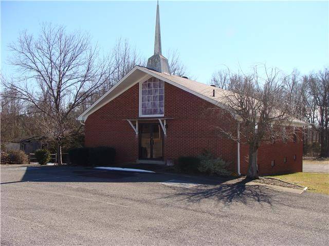 713 College St, Portland, TN 37148