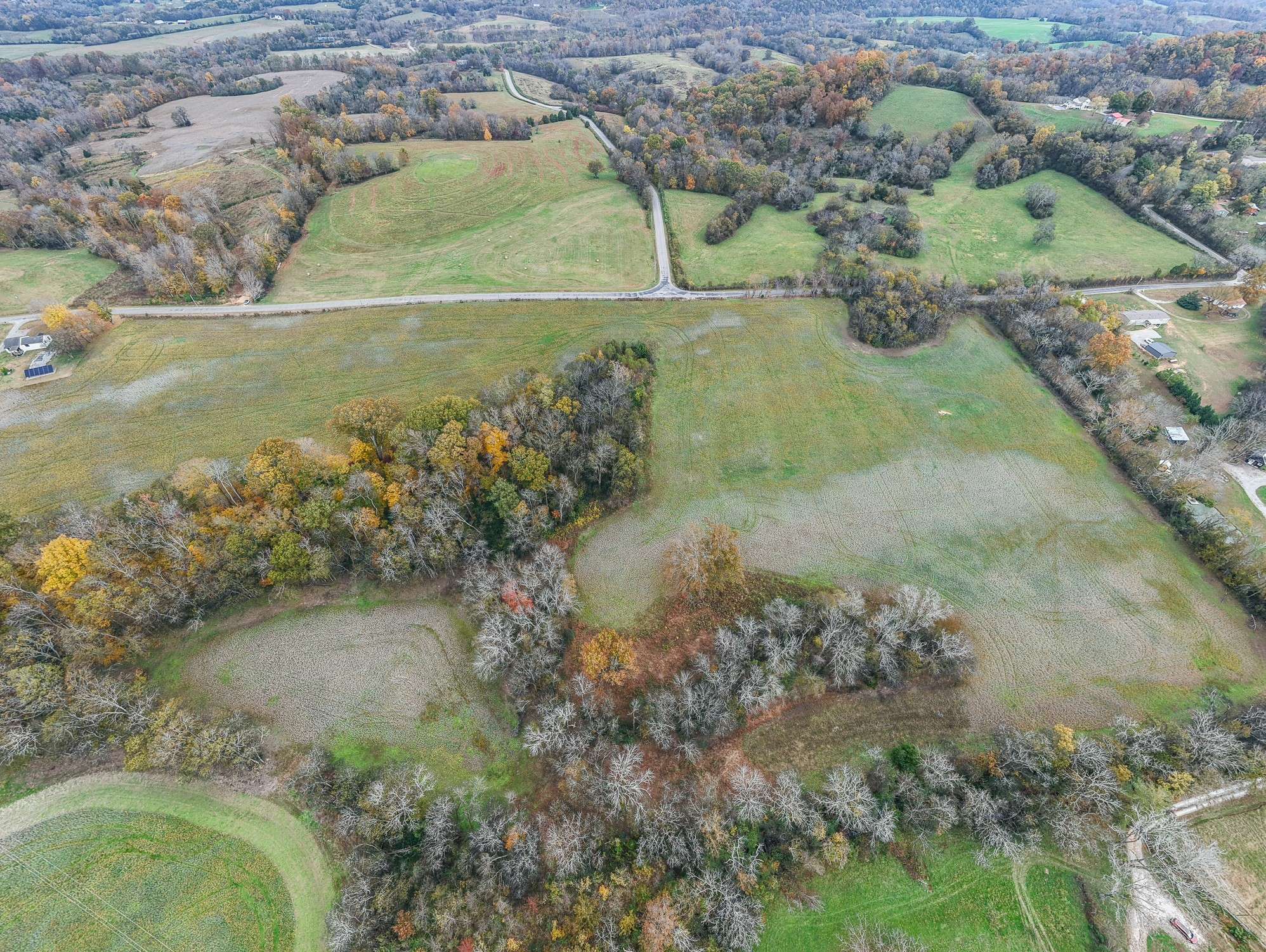 9 Craig Bridge Rd, Williamsport, TN 38487