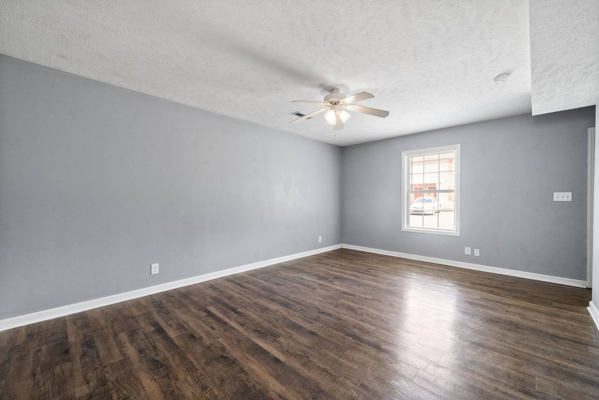 249 Executive Ave #B, Clarksville, TN 37042