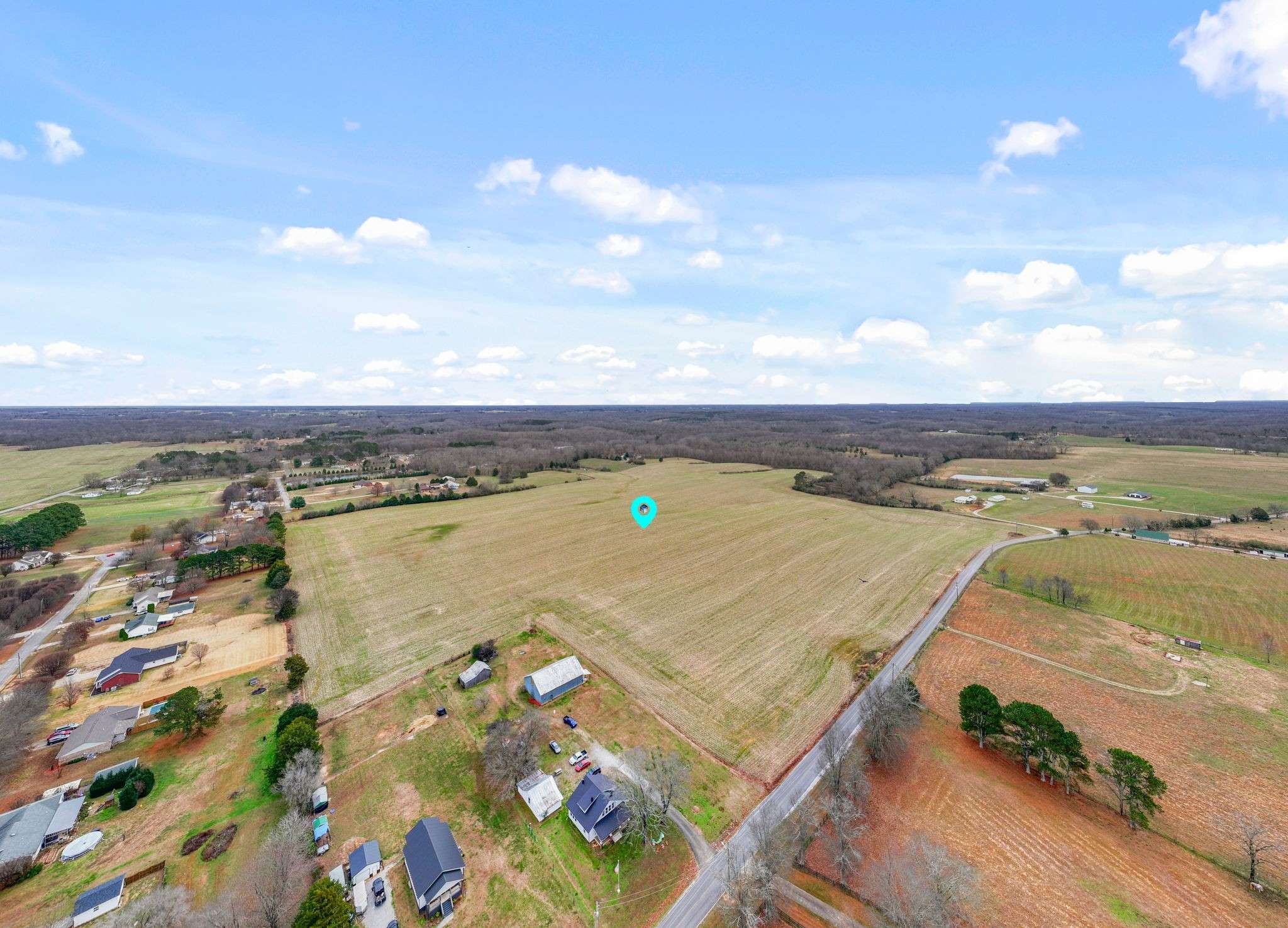 130 Beartown Rd, Loretto, TN 38469