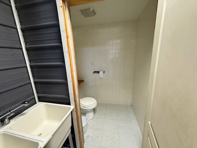 2316 Buffalo Rd, Hohenwald, TN 38462