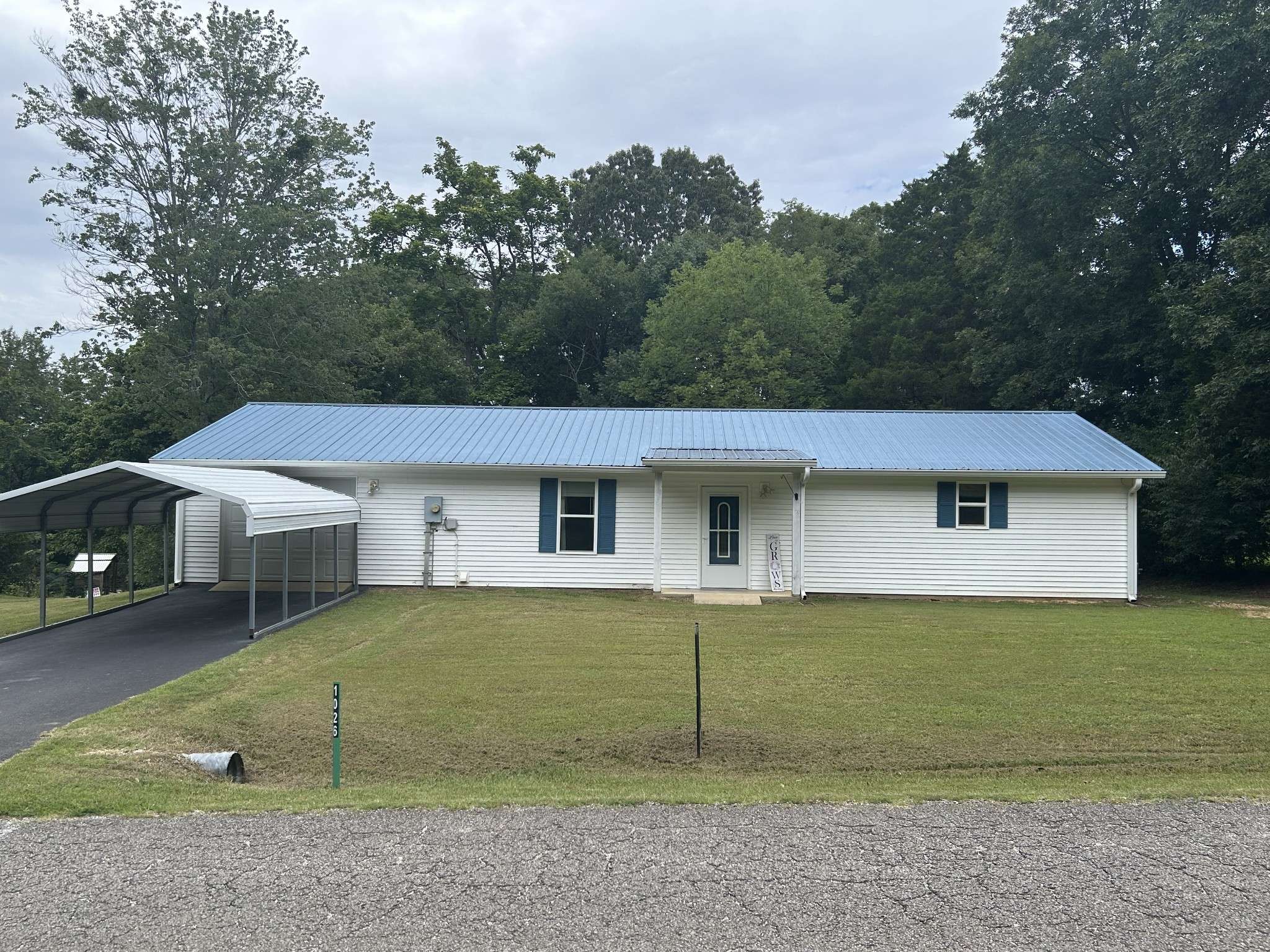 1026 Tom White Rd, Big Sandy, TN 38221
