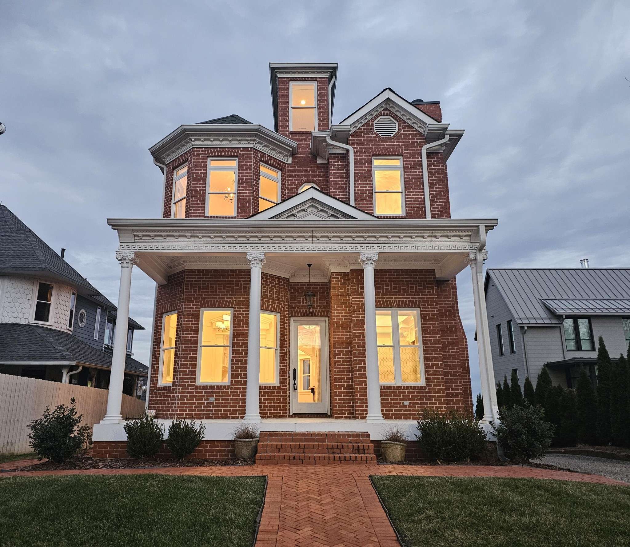 1115 E Brow Road, Lookout Mountain, TN 37350