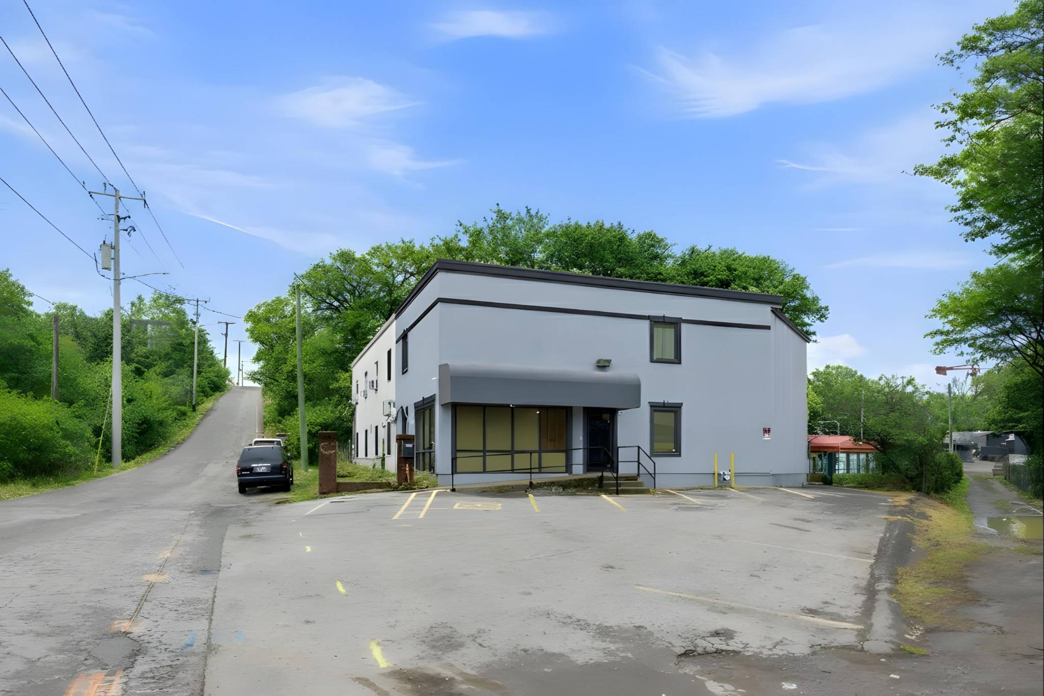 404 Wingrove St, Nashville, TN 37203