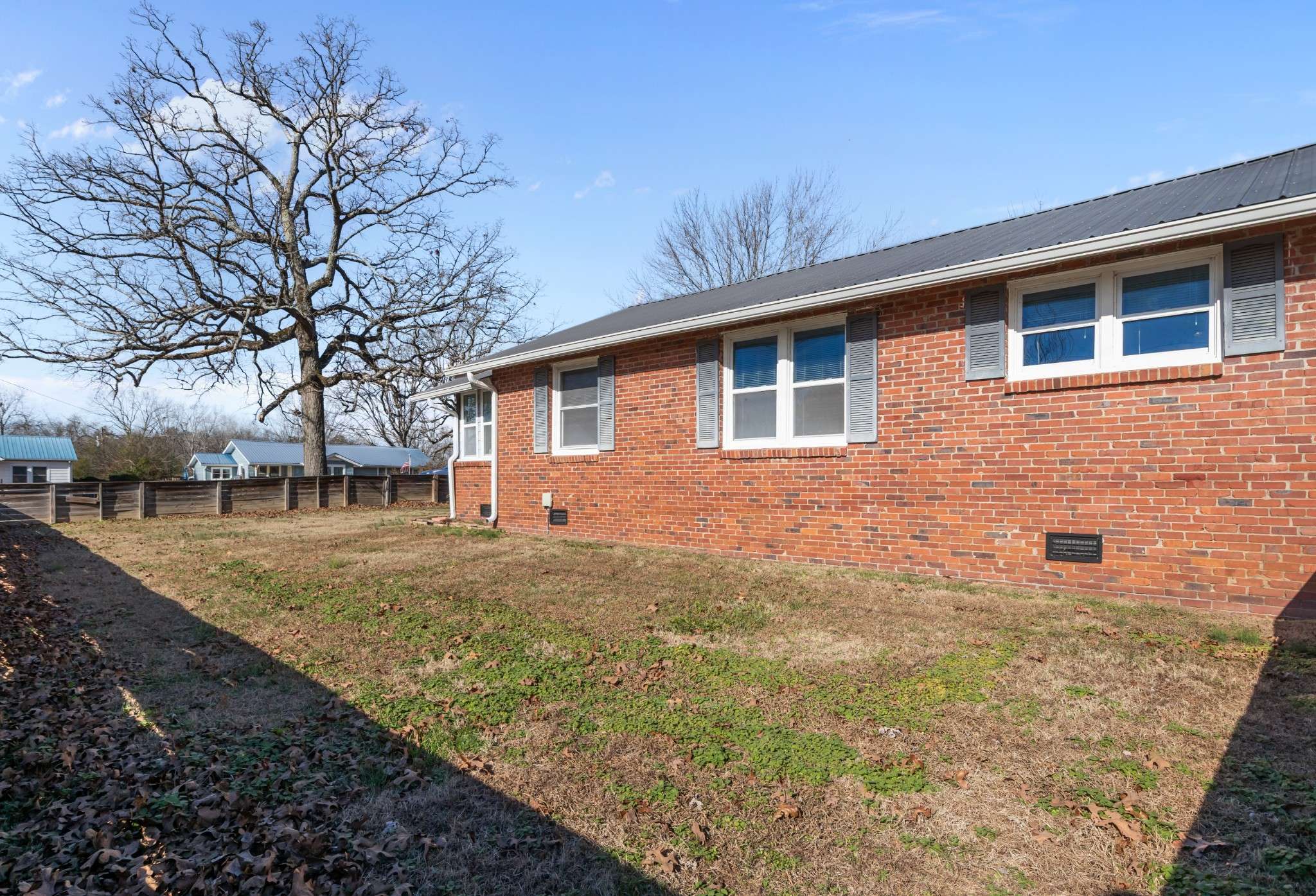 202 Parkway #W, Dickson, TN 37055