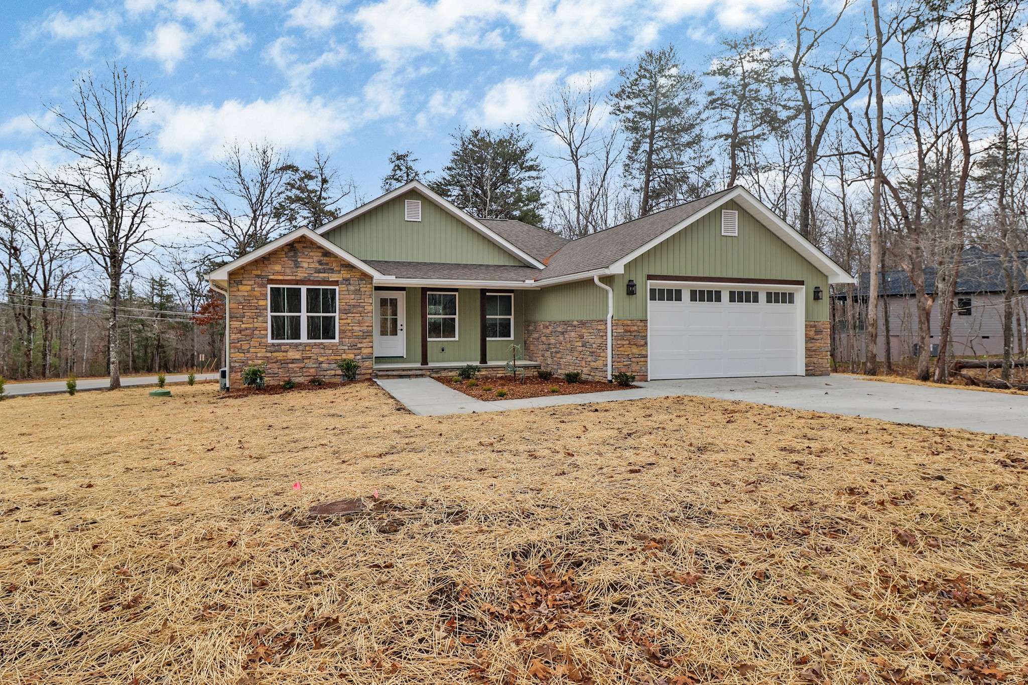 154 Adler Ln, Crossville, TN 38558