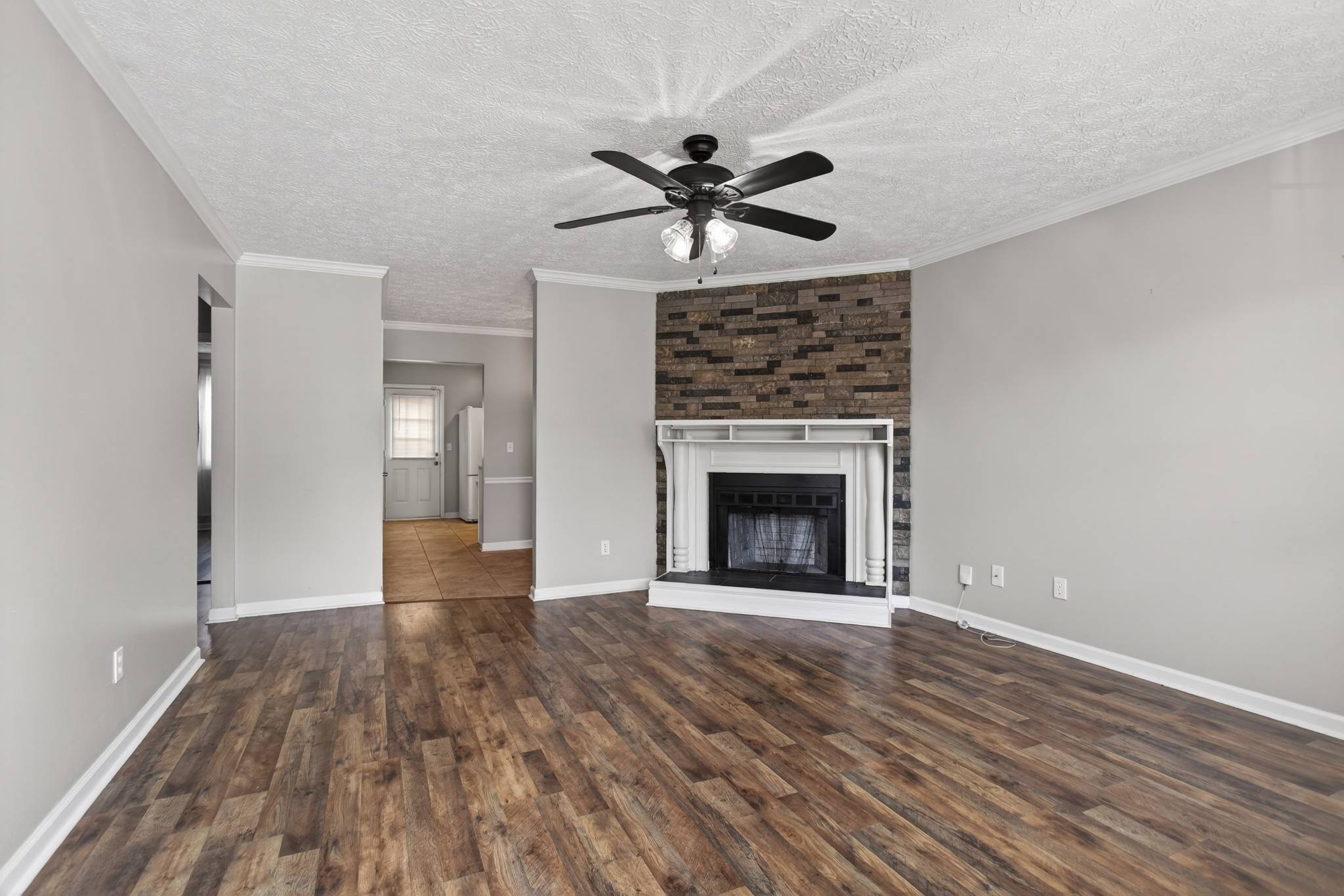 430 Walton Ferry Rd #200, Hendersonville, TN 37075