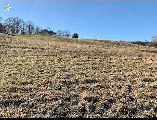 705 Blue Water Dr, Cookeville, TN 38506