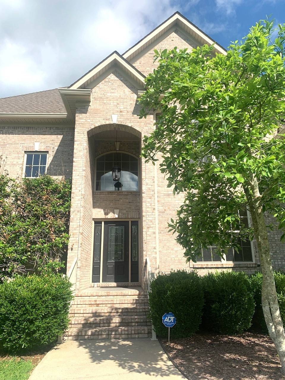 423 Carters Creek Pike, Columbia, TN 38401