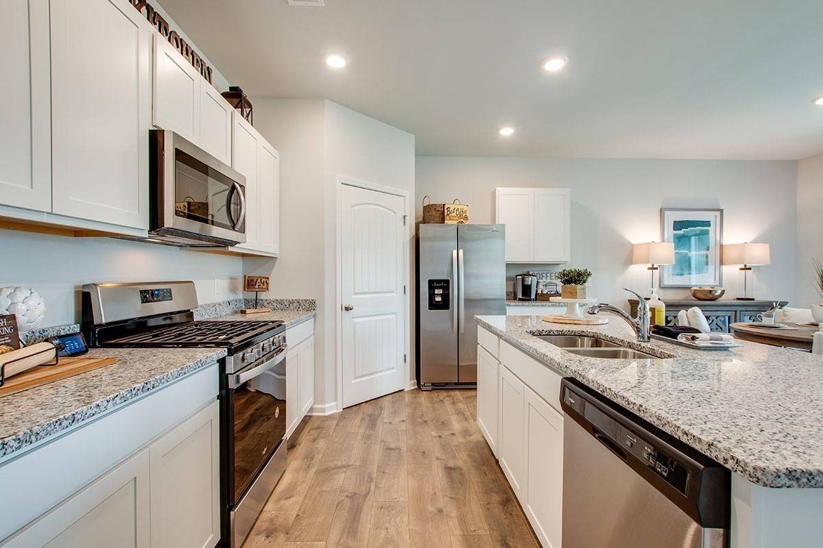 7090 Penny Lane, White House, TN 37188