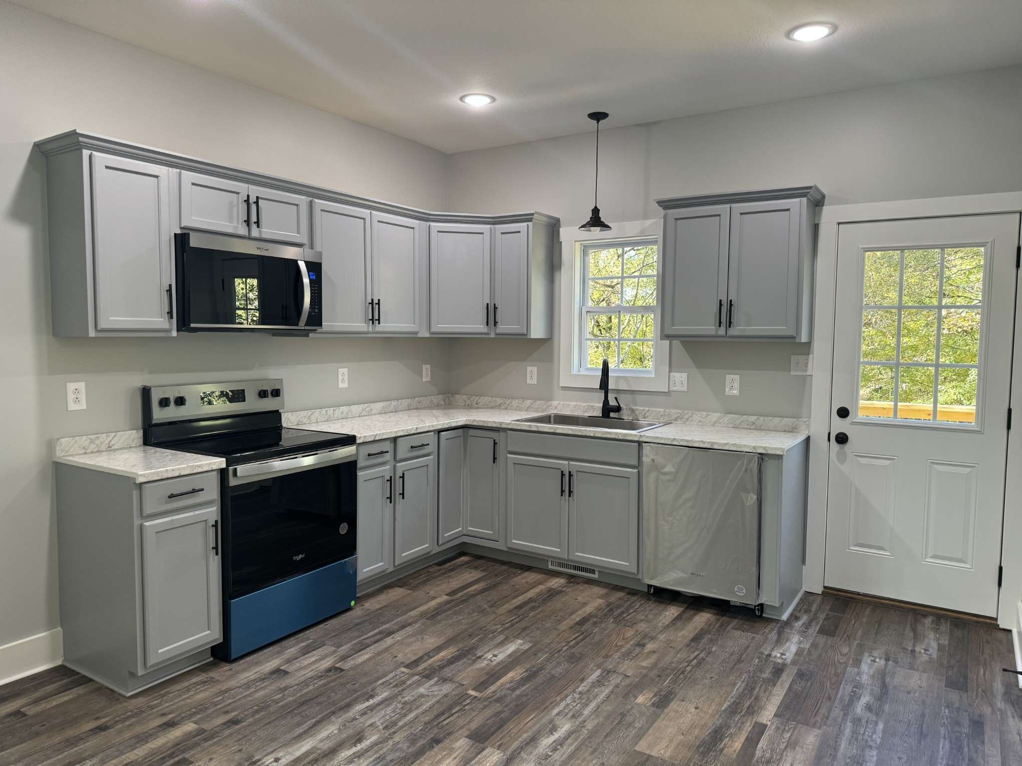 952 Greenwood Ave, Clarksville, TN 37040