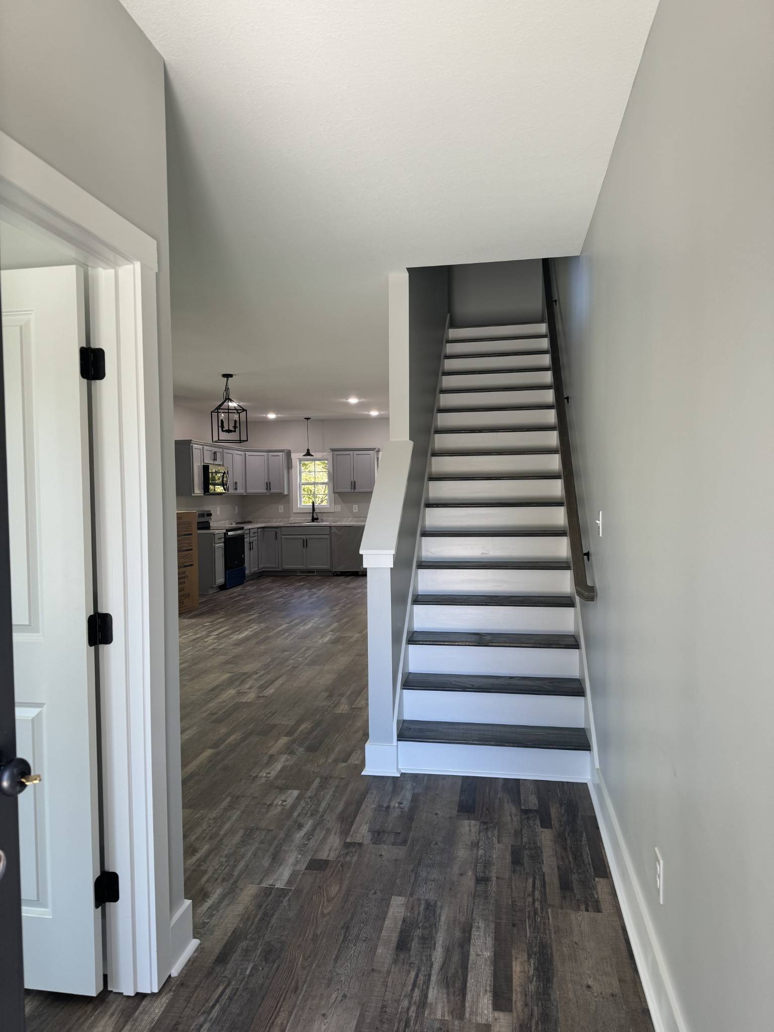 952 Greenwood Ave, Clarksville, TN 37040