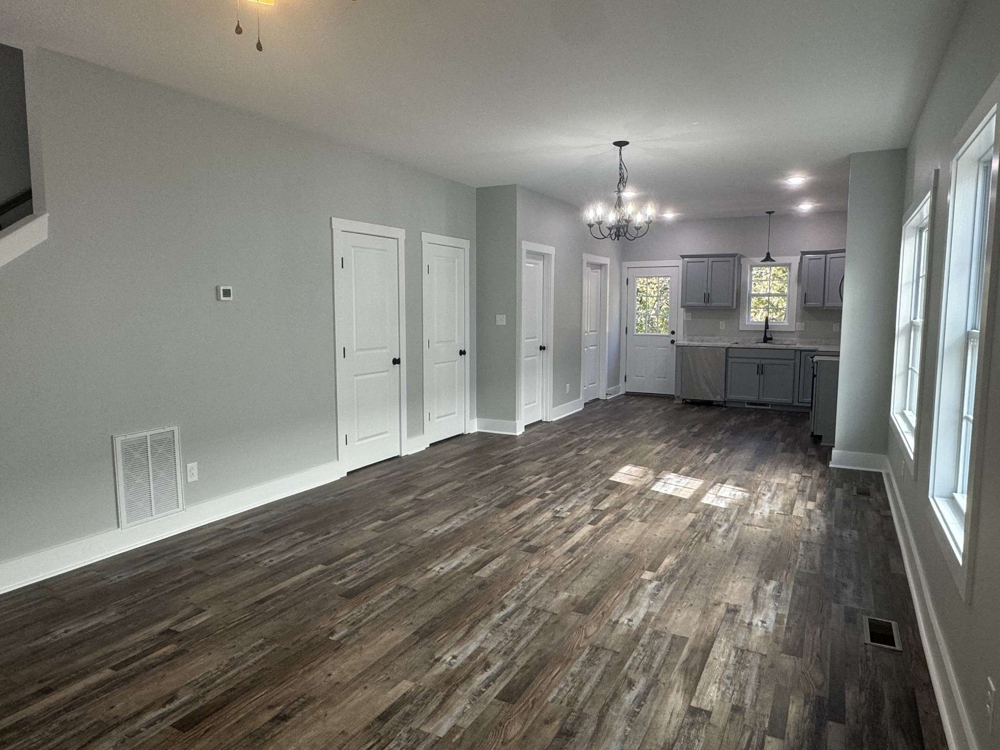 954 Greenwood Ave, Clarksville, TN 37040