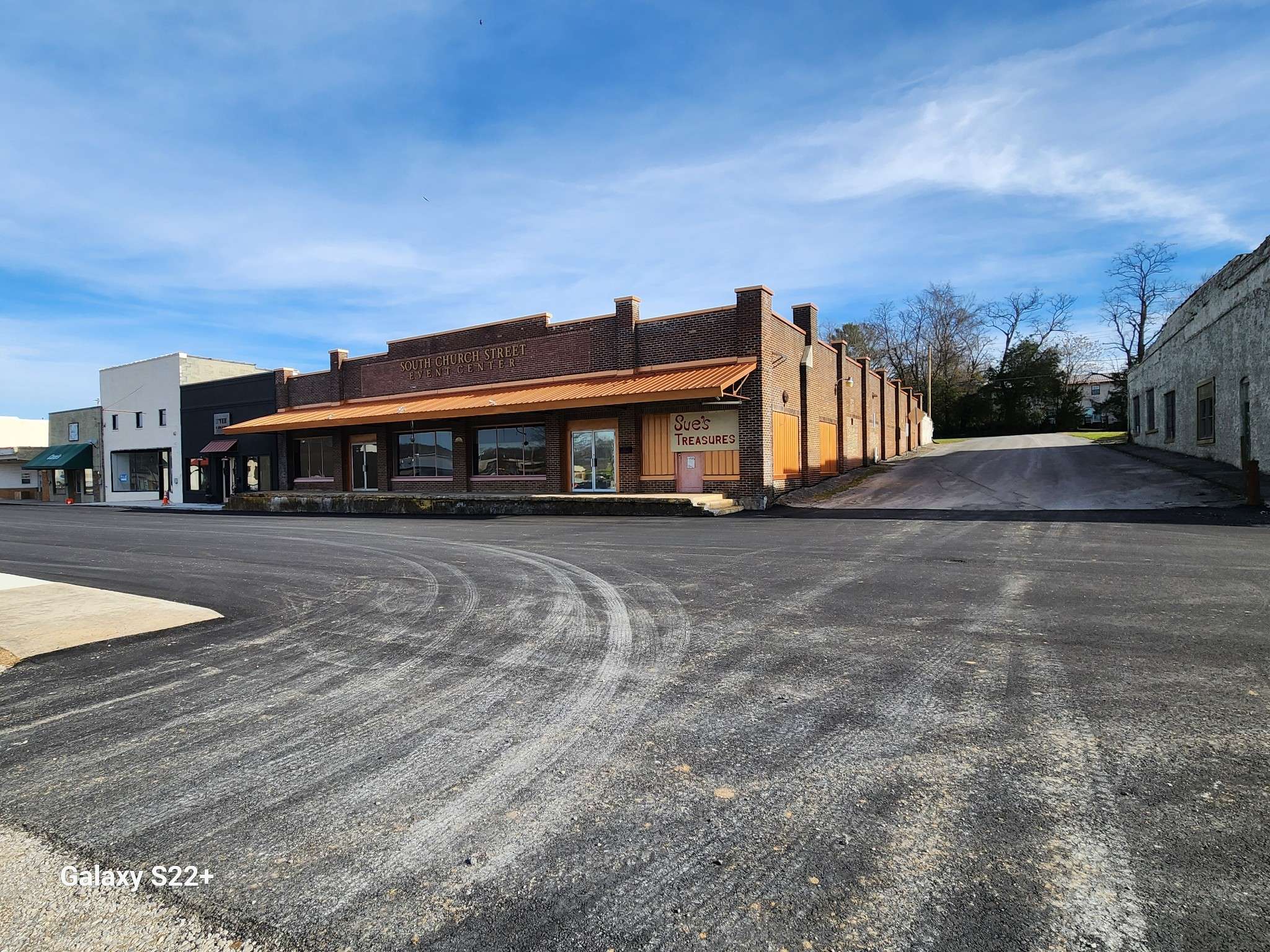 313 S Church St, Livingston, TN 38570