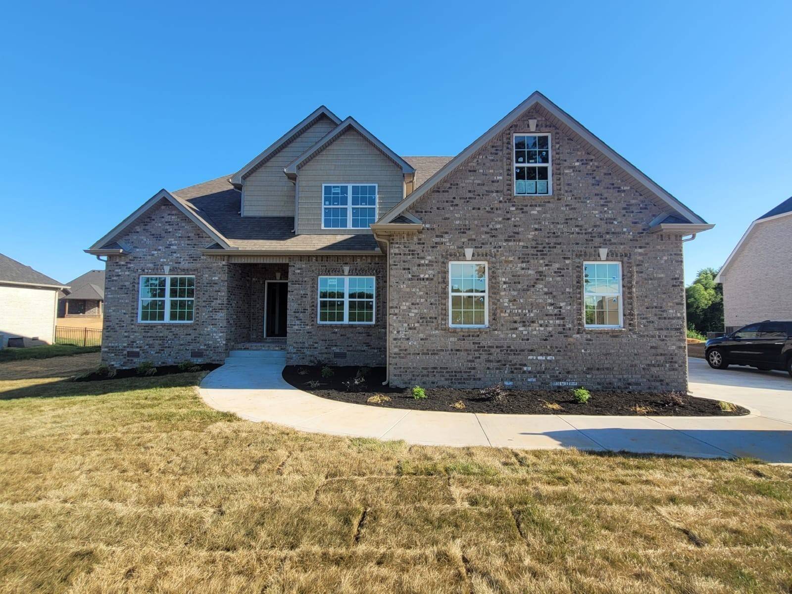 851 Shady Bluff Trail, Clarksville, TN 37043