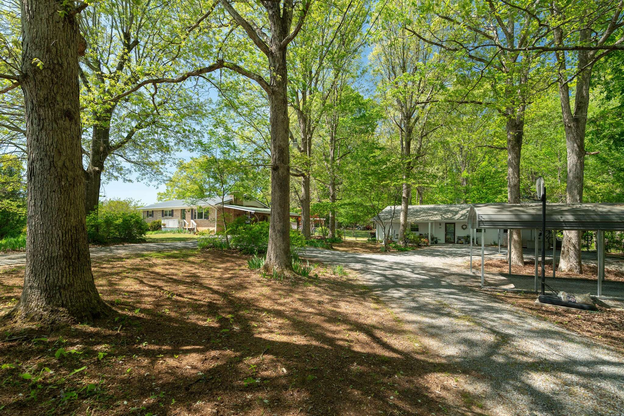 222226 County Road 705, Athens, TN 37303