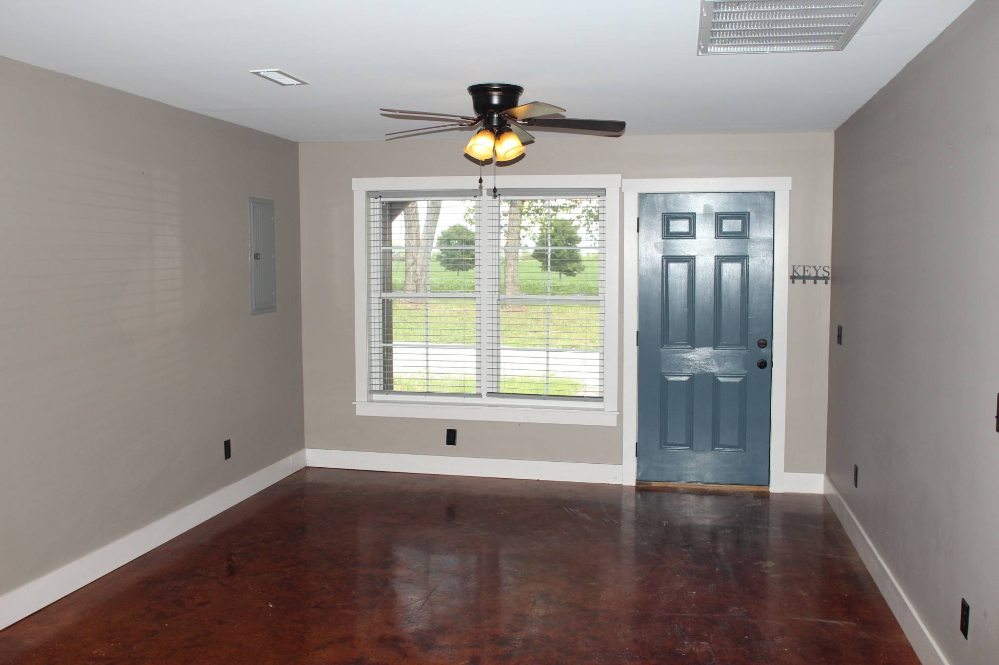 135 Jim Warren Rd, Mcminnville, TN 37110
