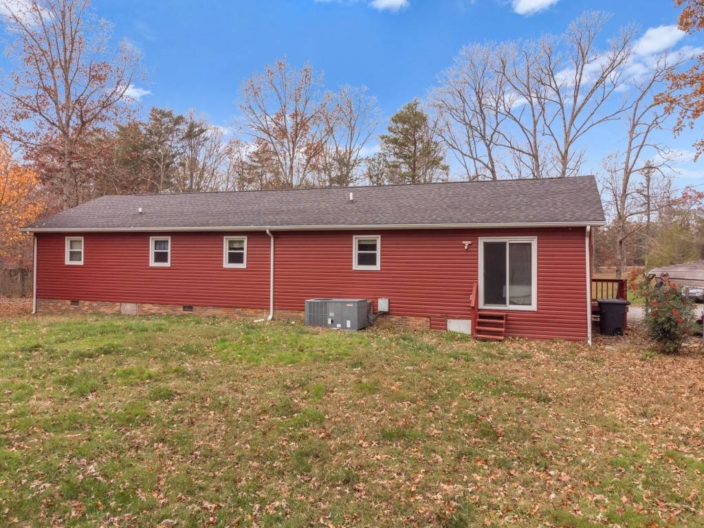 345 Eagle Nest Rd, Mcminnville, TN 37110