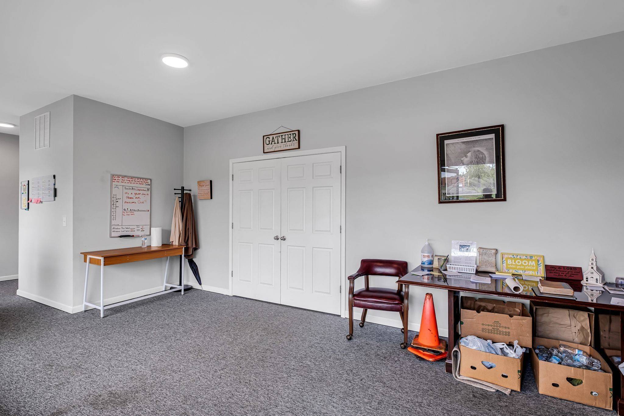 1213 W Gaines St, Lawrenceburg, TN 38464