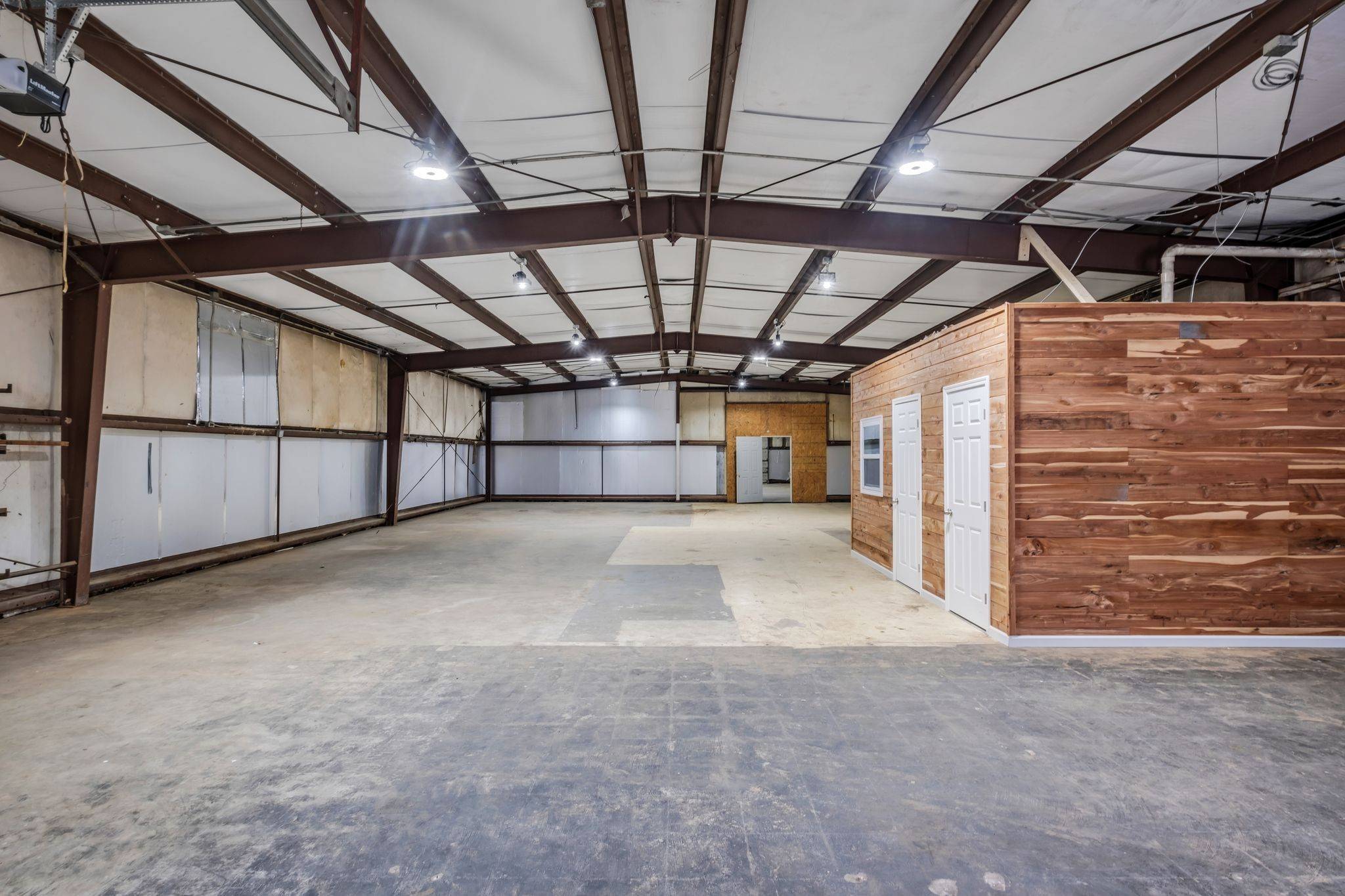 1409 Buffalo Rd, Lawrenceburg, TN 38464