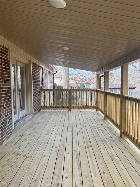 843 Cherokee Dr, New Johnsonville, TN 37134