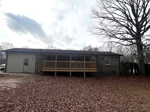 843 Cherokee Dr, New Johnsonville, TN 37134