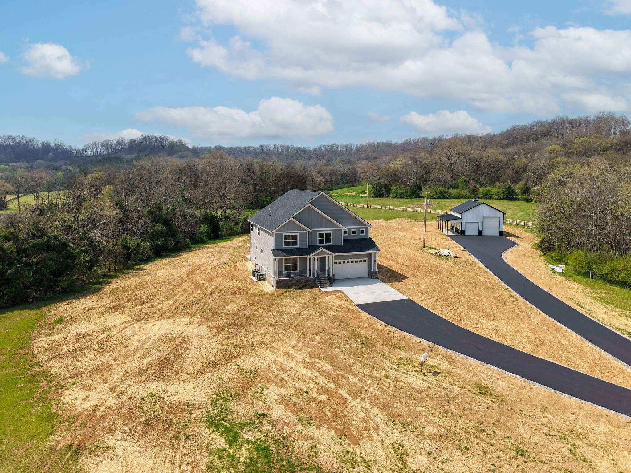 3333 Booker ridge rd, Mount Pleasant, TN 38474