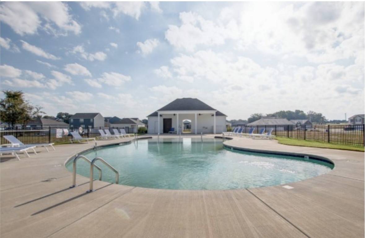 210 Addison Ave, Chapel Hill, TN 37034