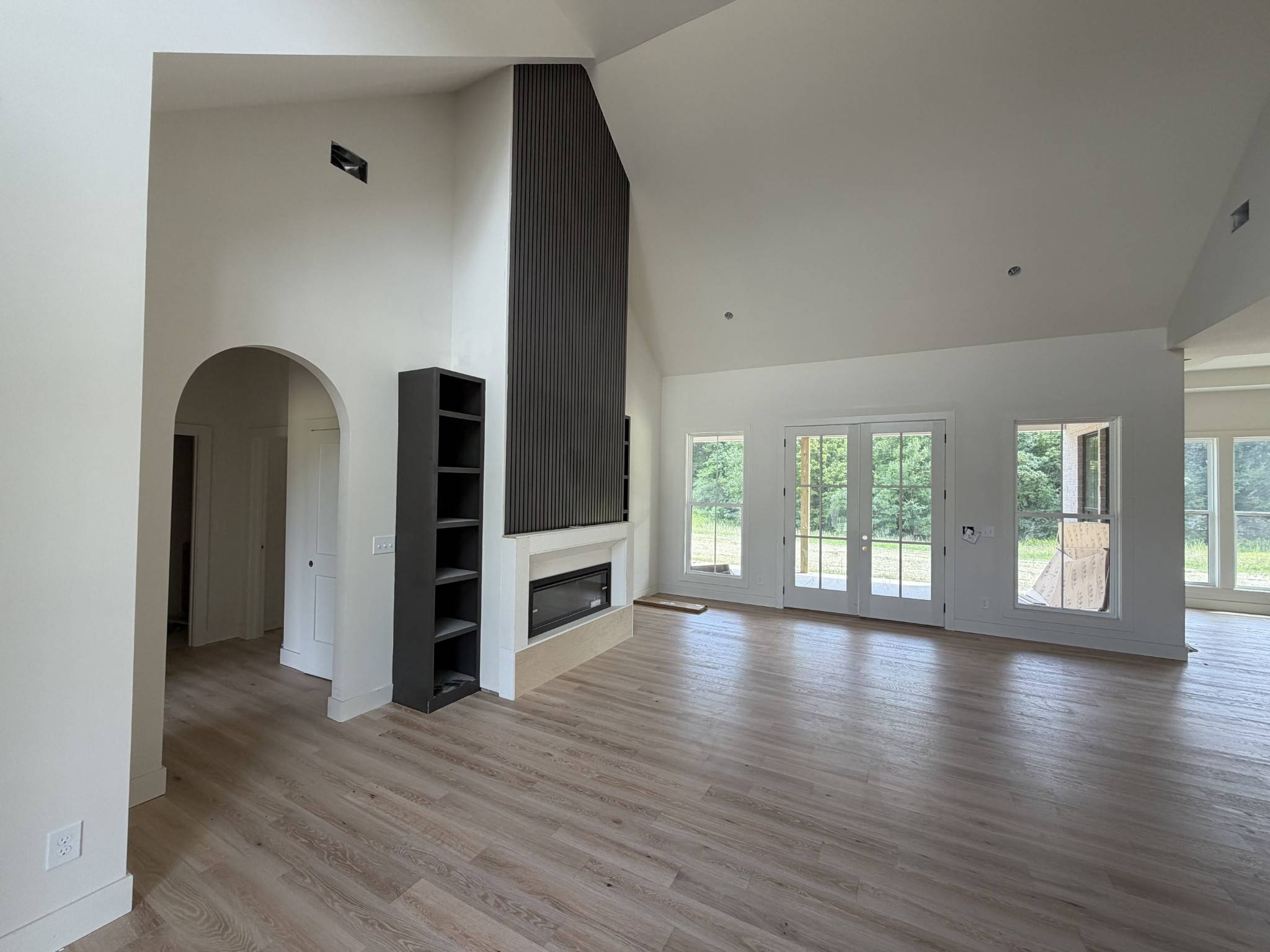 5 Pace Rd, Clarksville, TN 37043
