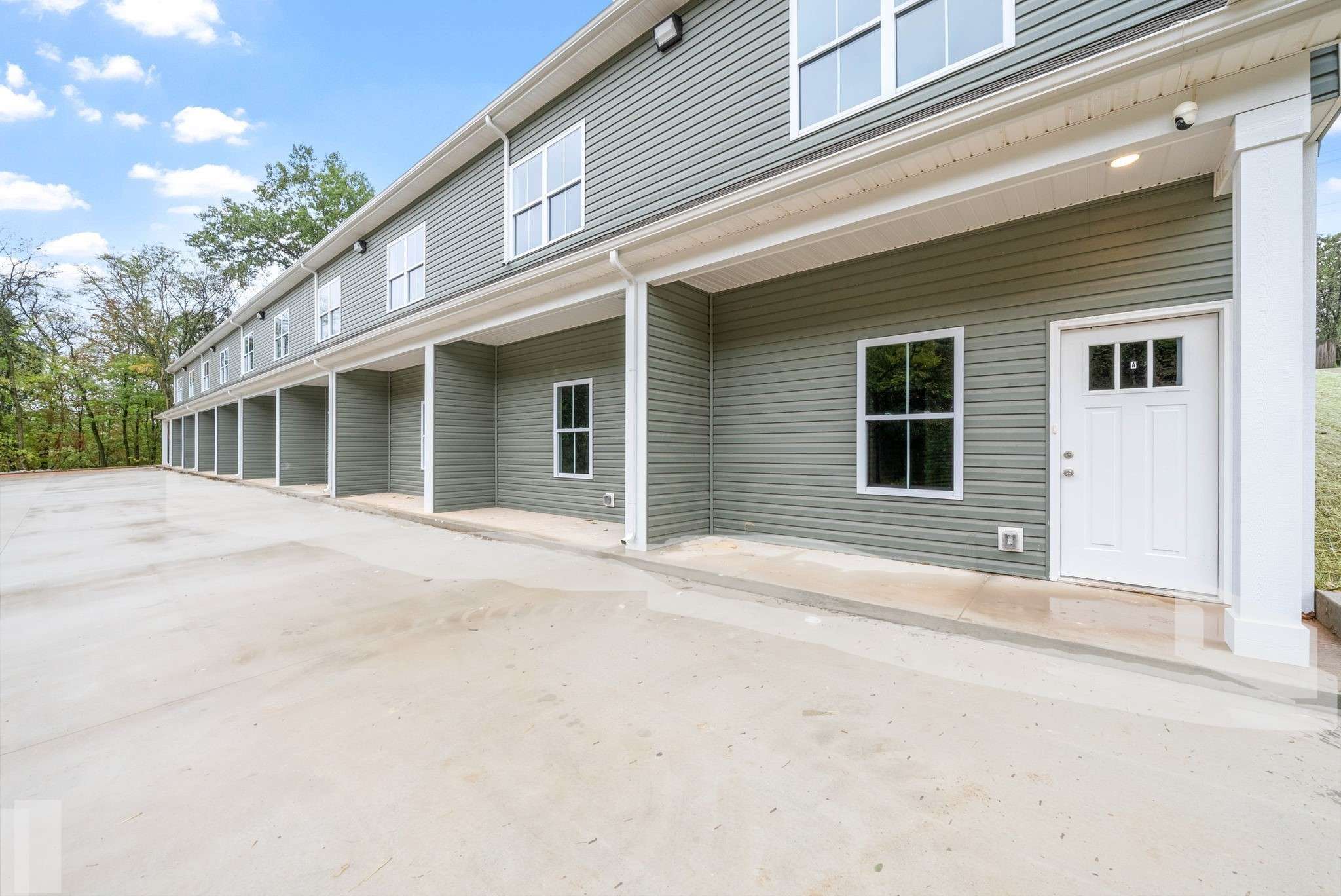329 Cedar Ct #B, Clarksville, TN 37042