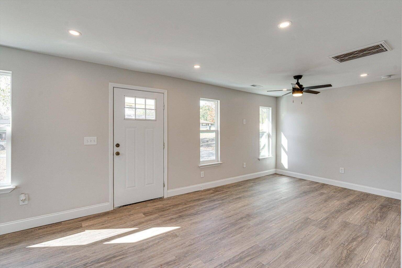 3329 Center Street, Chattanooga, TN 37419