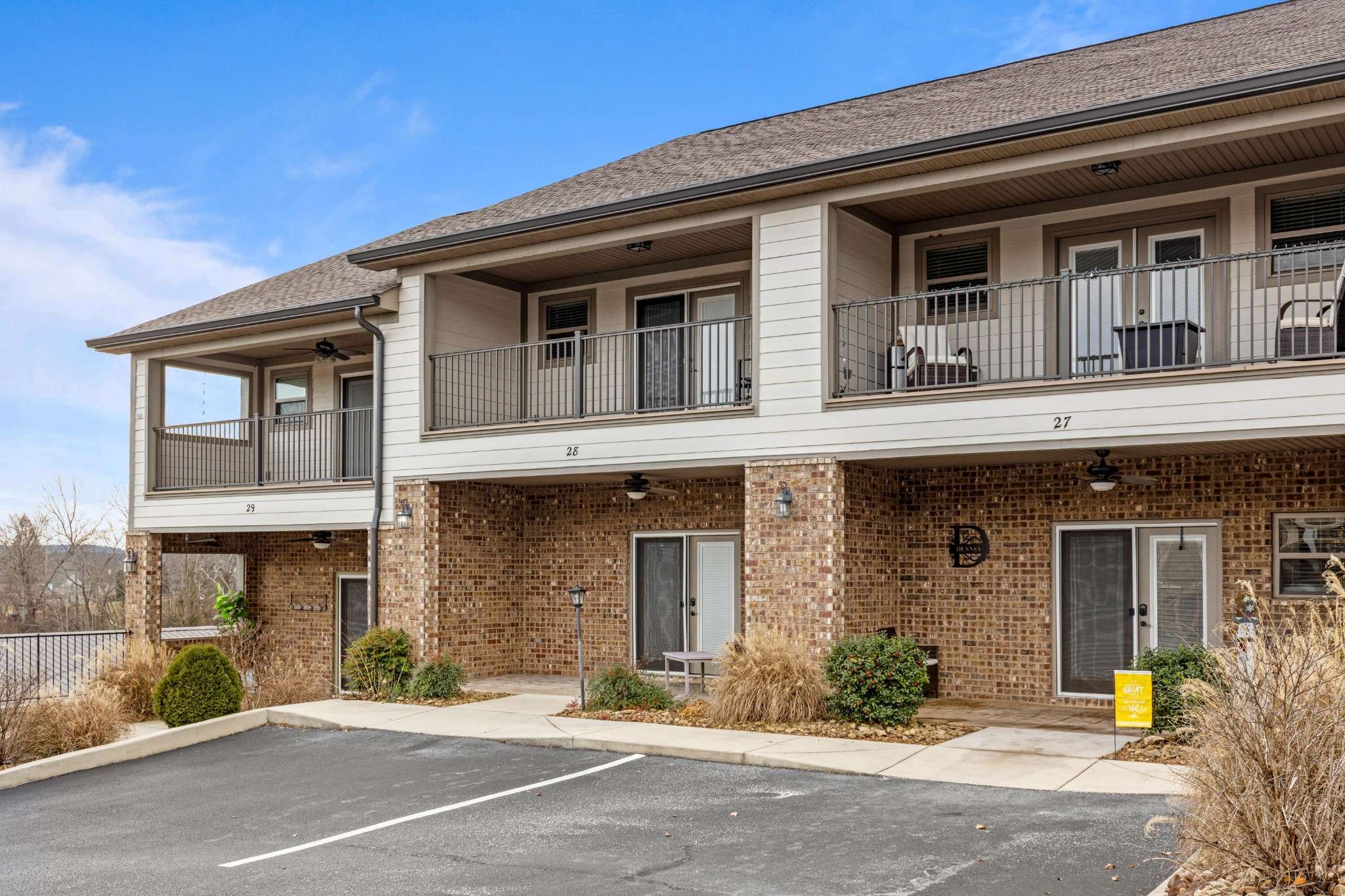1255 New Lake Road #Unit 27, Spring City, TN 37381