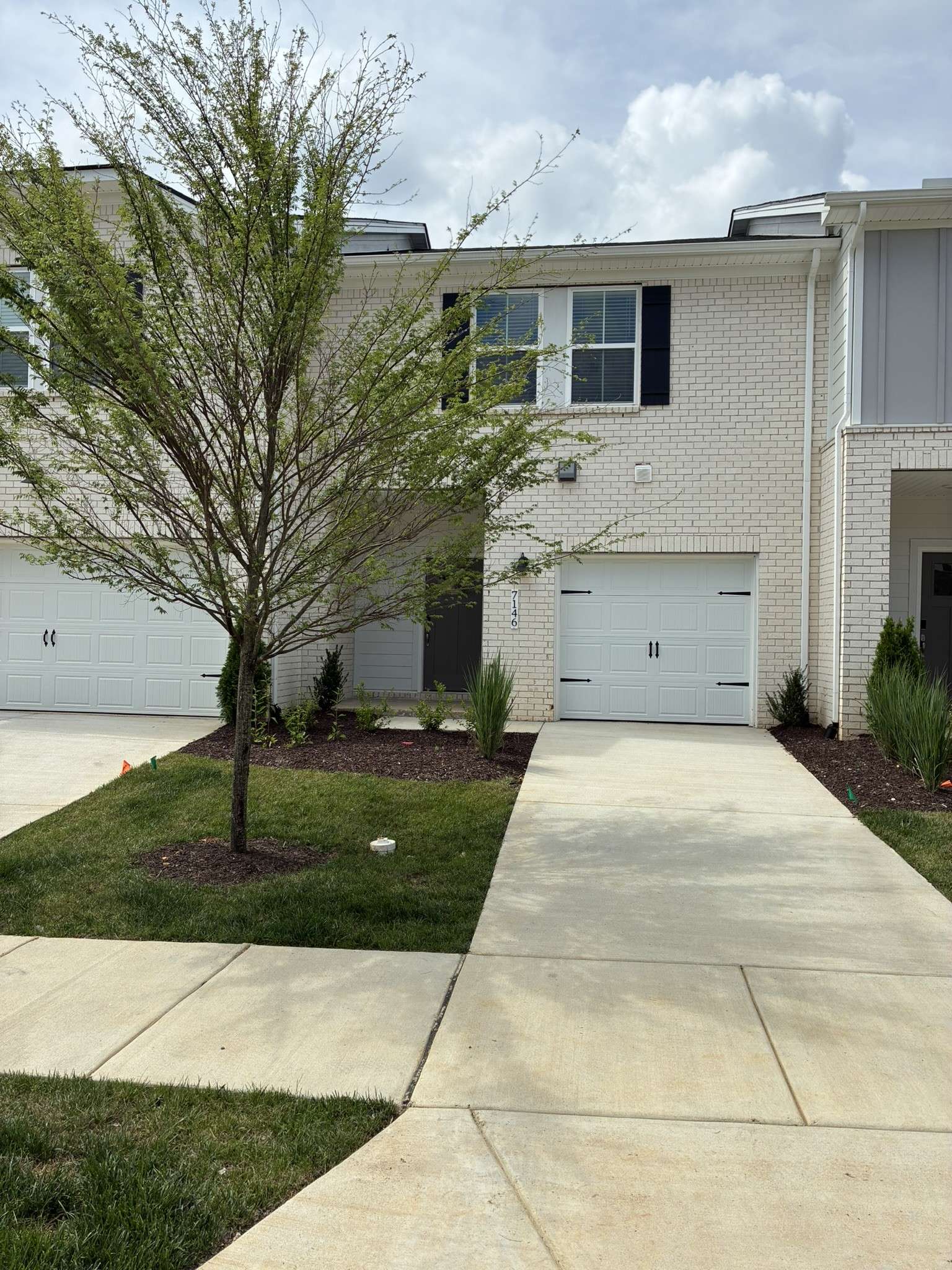 7146 Cedarcrest Ln, Fairview, TN 37062
