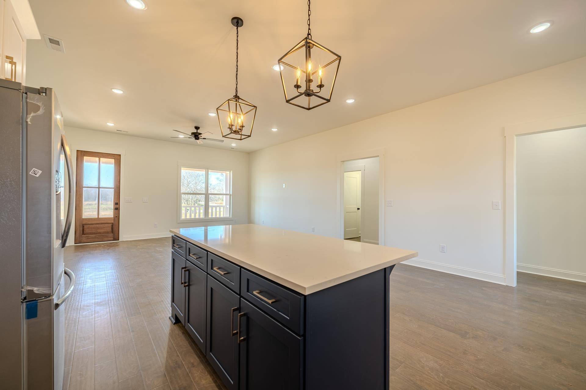 130 BELVEDERE CIR, Savannah, TN 38372